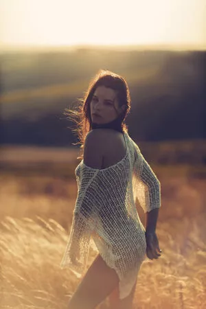 Laure Surlerivage / Lauresurlerivage / laure.surlerivage2 фото голая #0208