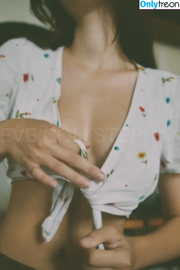Laure Surlerivage nude photo #0262 (Lauresurlerivage / laure.surlerivage2)