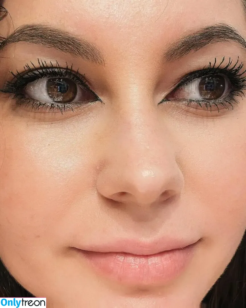 Lauren Brite голая photo #0976 (Laurenbrite / laurenbrite3)