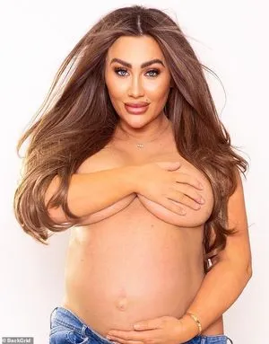 Lauren Goodger / TOWIE / laurengoodger / laurenrosegoodger фото голая #0002