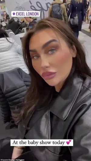 Lauren Goodger / TOWIE / laurengoodger / laurenrosegoodger фото голая #0018