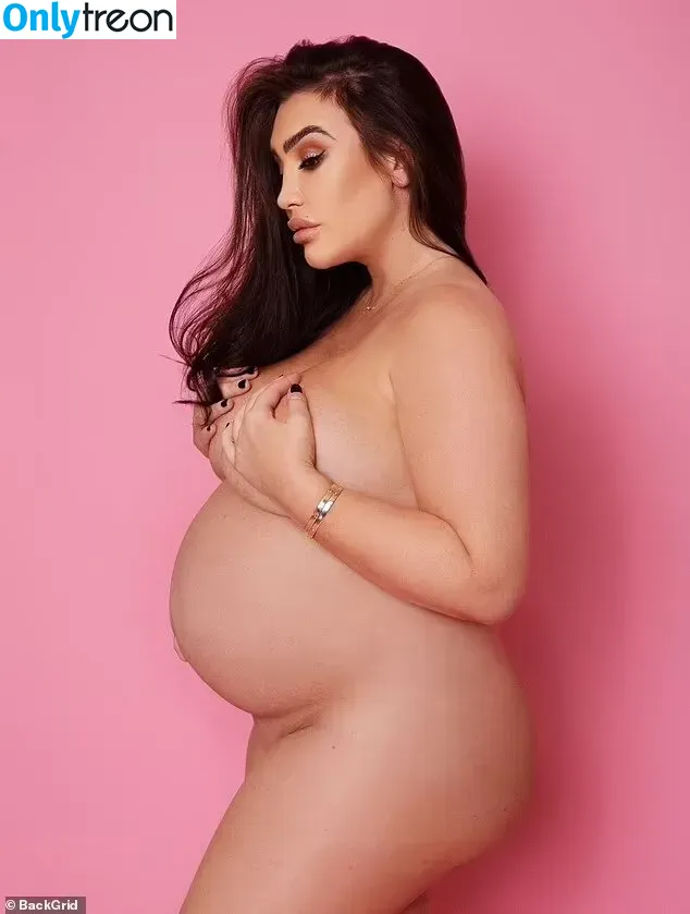 Lauren Goodger голая photo #0021 (TOWIE / laurengoodger / laurenrosegoodger)