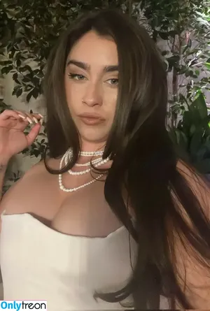 Lauren Jauregui / laurenjauregui nude photo #0882
