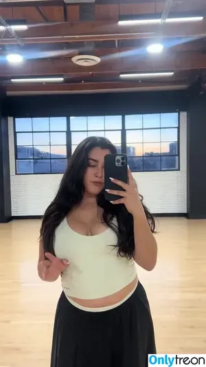 Lauren Jauregui / laurenjauregui nude photo #0916