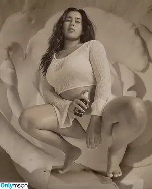Lauren Jauregui / laurenjauregui nude photo #0928