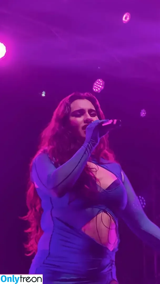 Lauren Jauregui nude photo #0326 (laurenjauregui)