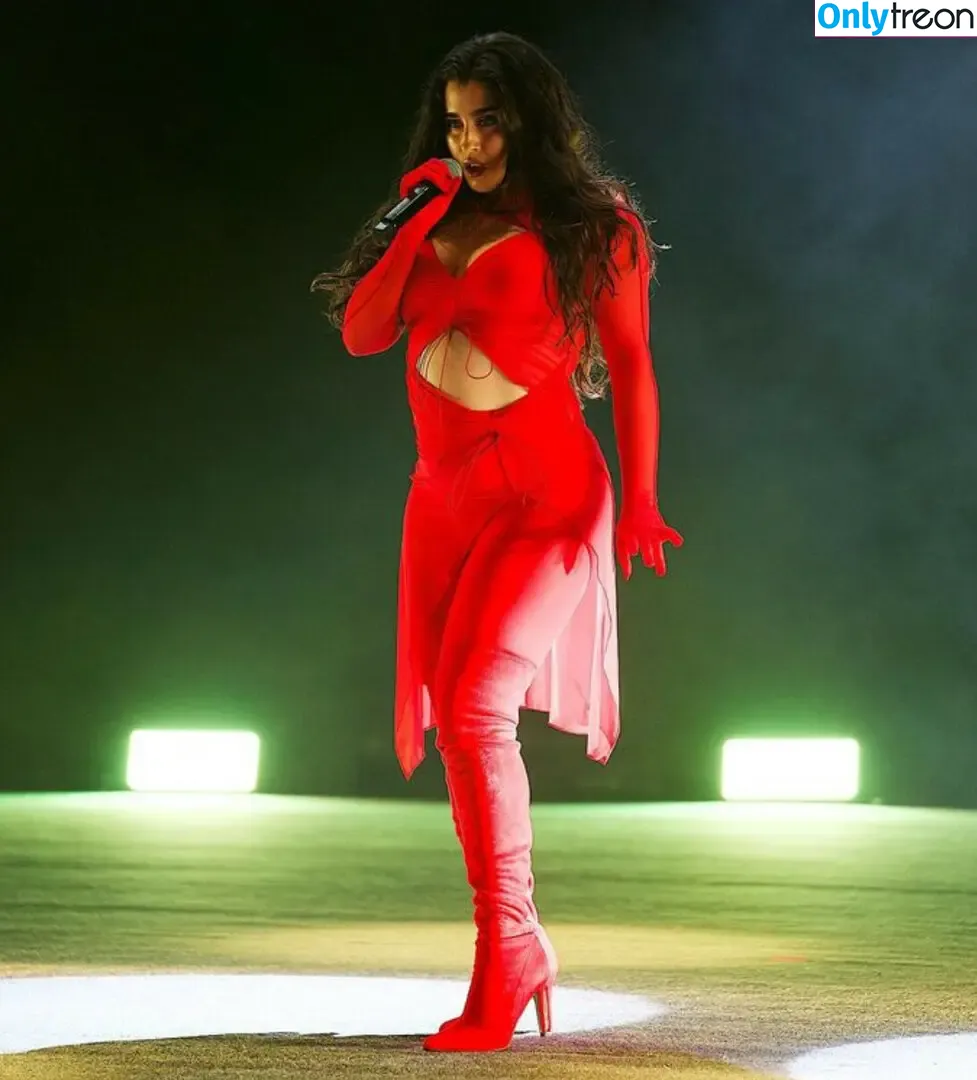Lauren Jauregui nude photo #0335 (laurenjauregui)