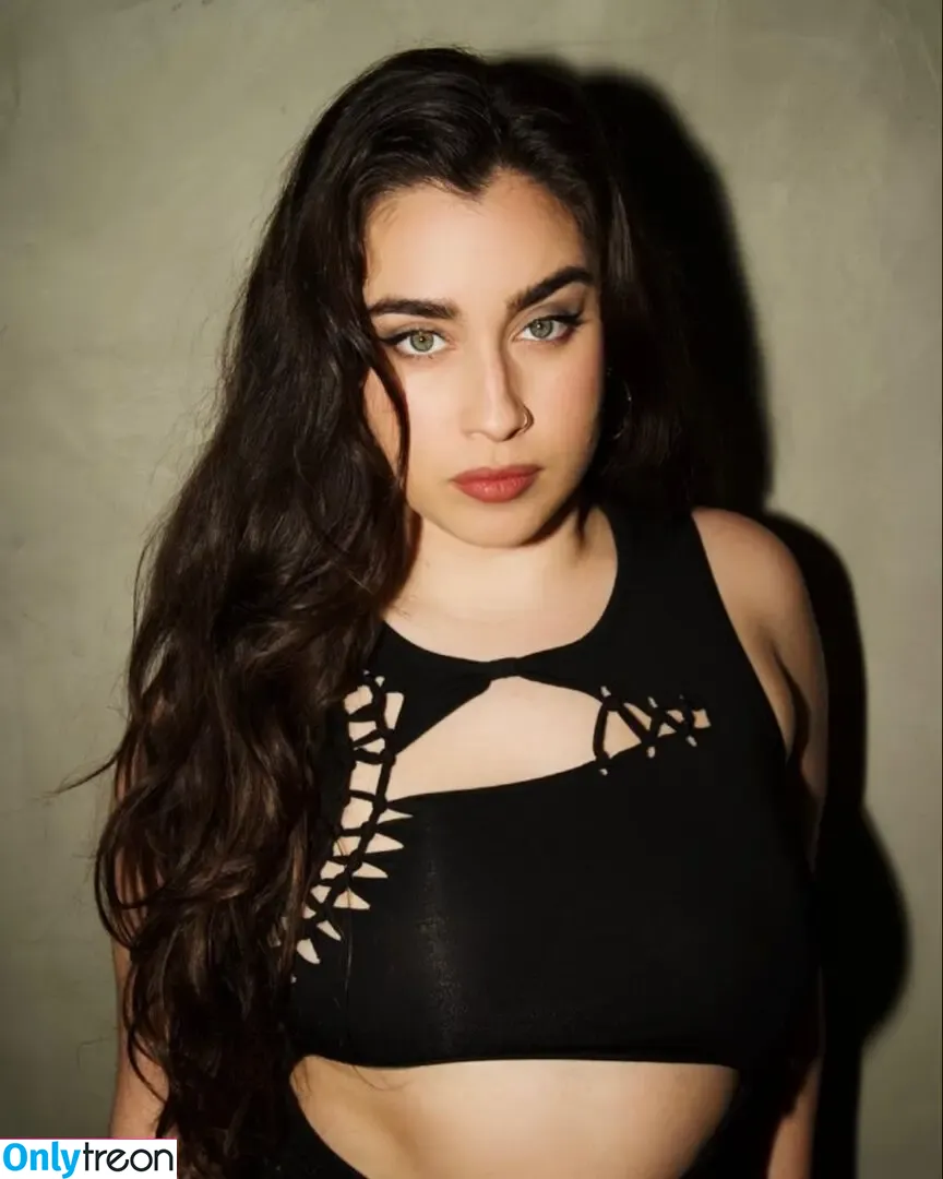 Lauren Jauregui nude photo #0344 (laurenjauregui)
