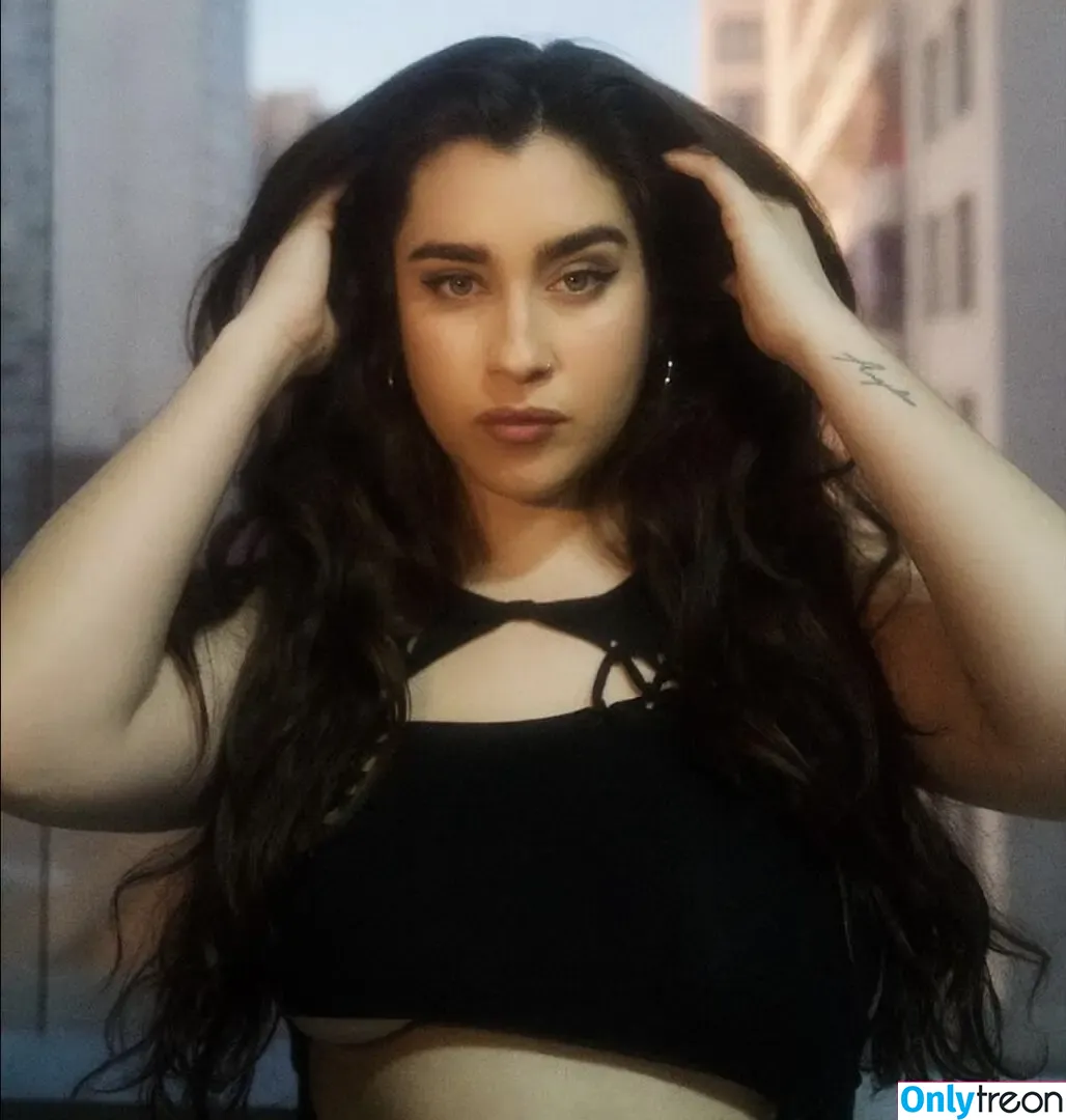 Lauren Jauregui nude photo #0345 (laurenjauregui)