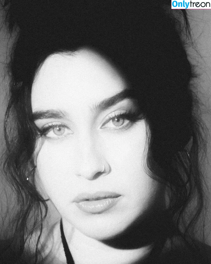 Lauren Jauregui nude photo #0430 (laurenjauregui)