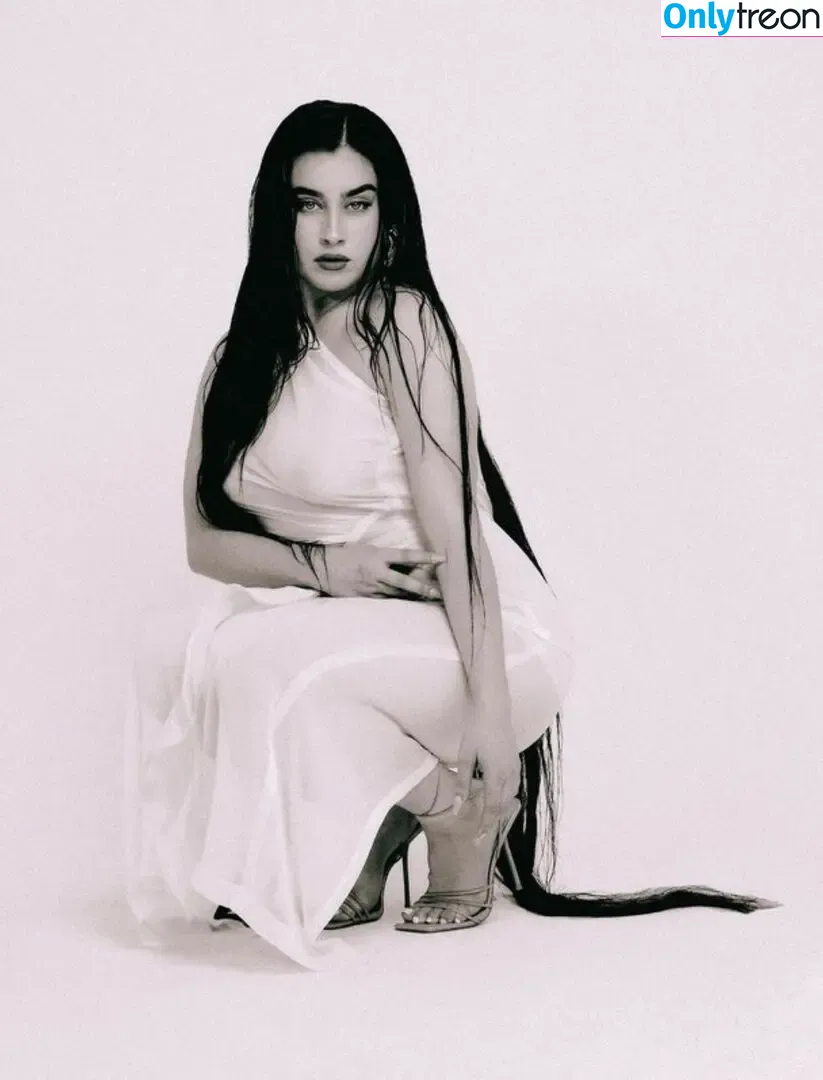 Lauren Jauregui nude photo #0446 (laurenjauregui)