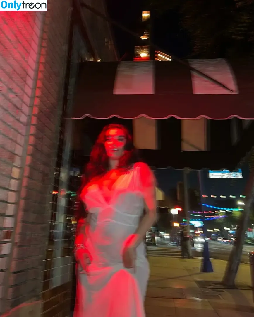 Lauren Jauregui голая photo #0483 (laurenjauregui)