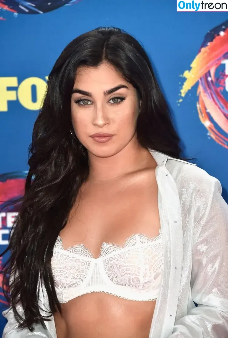 Lauren Jauregui nude photo #0534 (laurenjauregui)