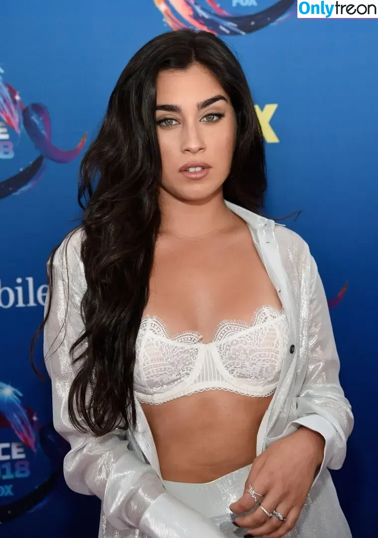 Lauren Jauregui голая photo #0536 (laurenjauregui)