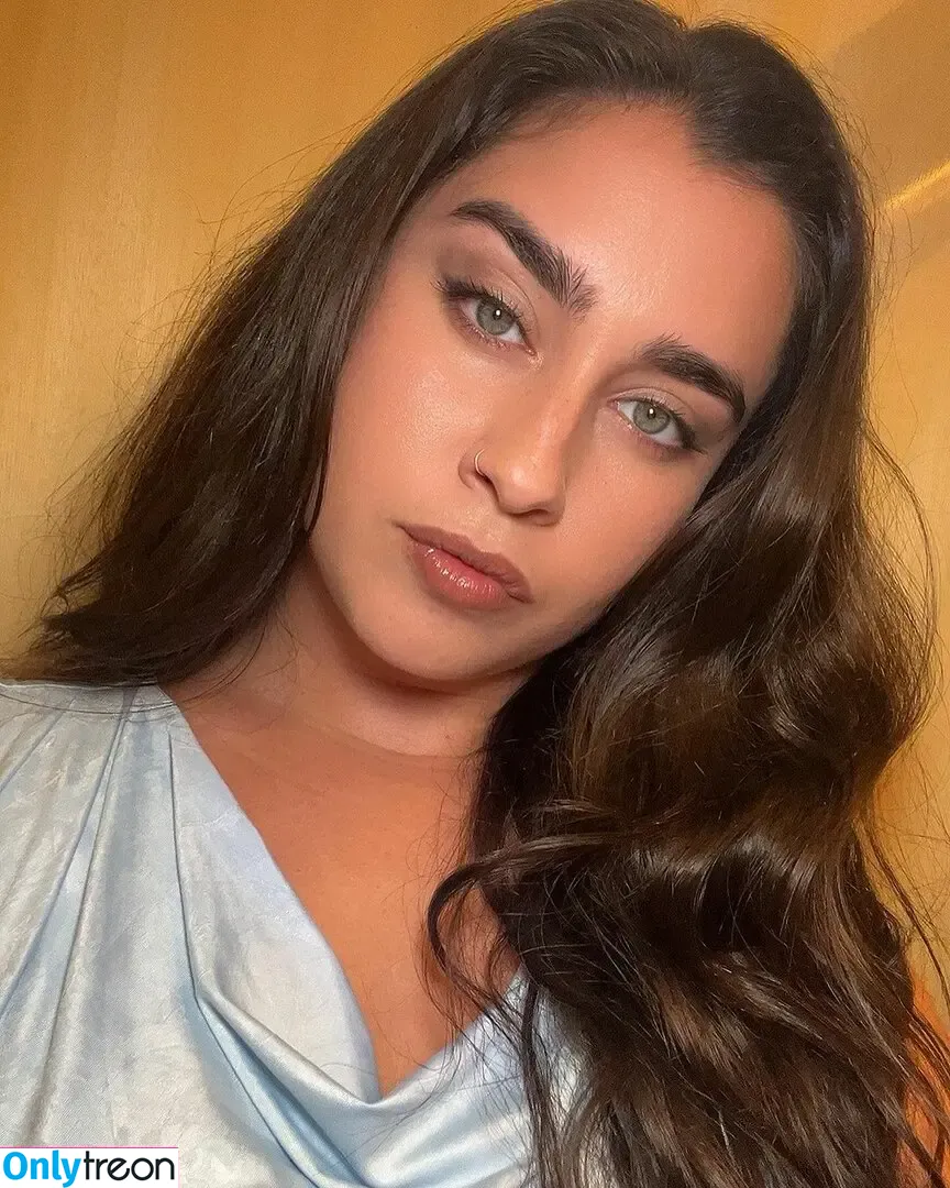 Lauren Jauregui nude photo #0720 (laurenjauregui)