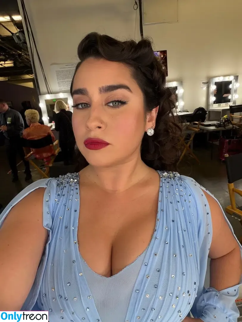 Lauren Jauregui nude photo #0914 (laurenjauregui)