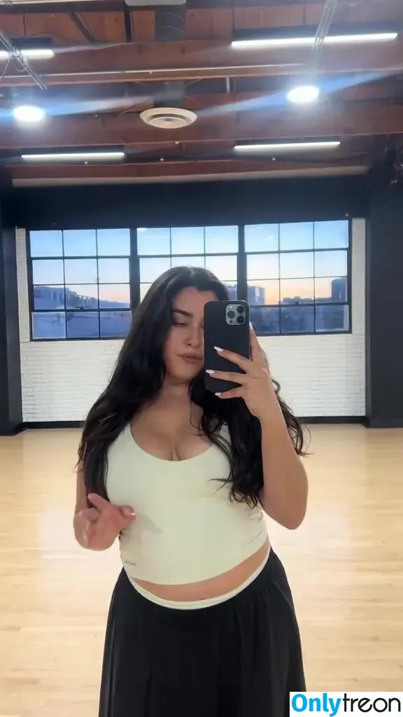 Lauren Jauregui nude photo #0916 (laurenjauregui)