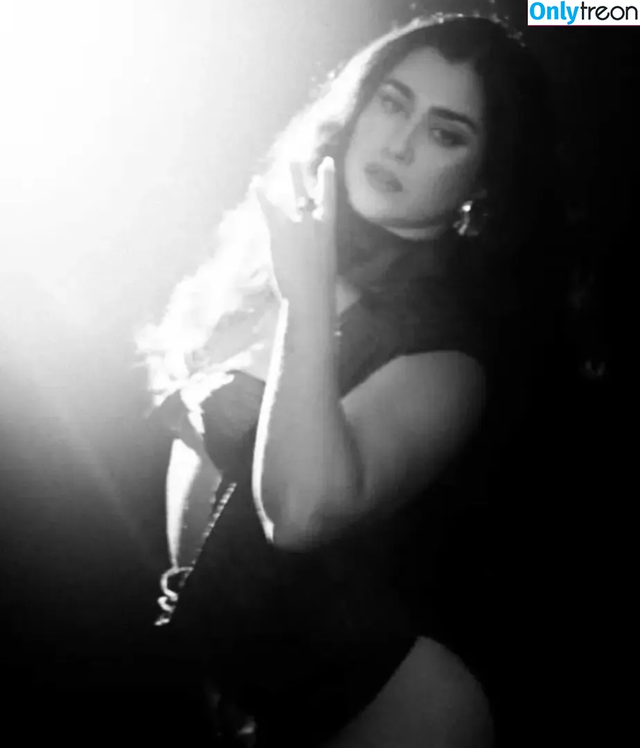 Lauren Jauregui nude photo #0937 (laurenjauregui)
