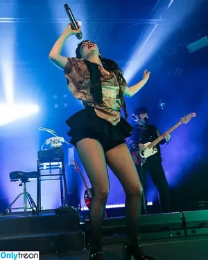 Lauren Mayberry / laurenevemayberry фото голая #1381