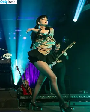 Lauren Mayberry / laurenevemayberry фото голая #1391