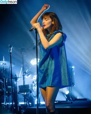 Lauren Mayberry / laurenevemayberry фото голая #1401