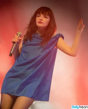 Lauren Mayberry / laurenevemayberry фото голая #1416