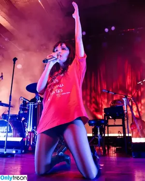 Lauren Mayberry / laurenevemayberry фото голая #1431