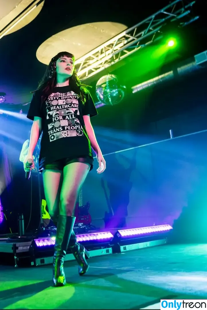 Lauren Mayberry голая photo #1254 (laurenevemayberry)