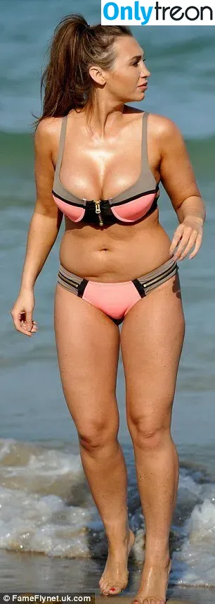 Lauren Rose Goodger nude photo #0384 (laurengoodger / laurenrgoodger / laurenrosegoodger)