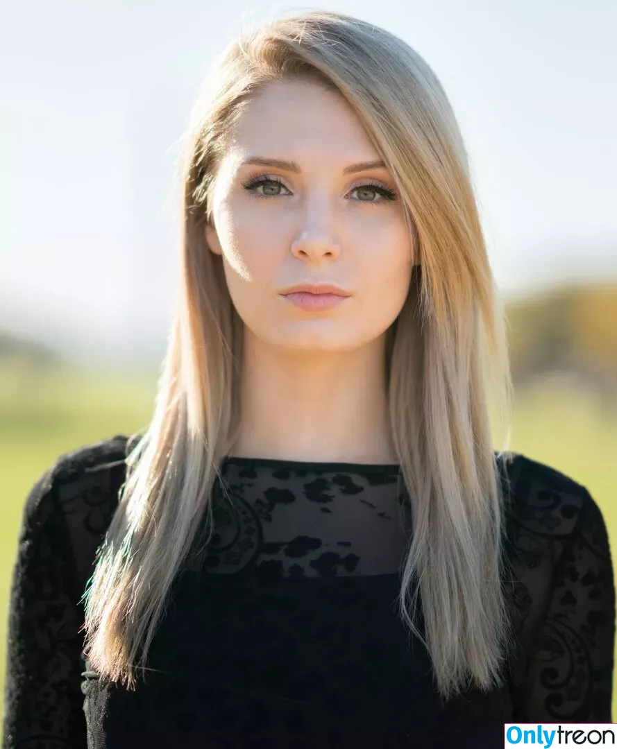 Lauren Southern голая photo #0148 (laurencheriie / laurenscandal)