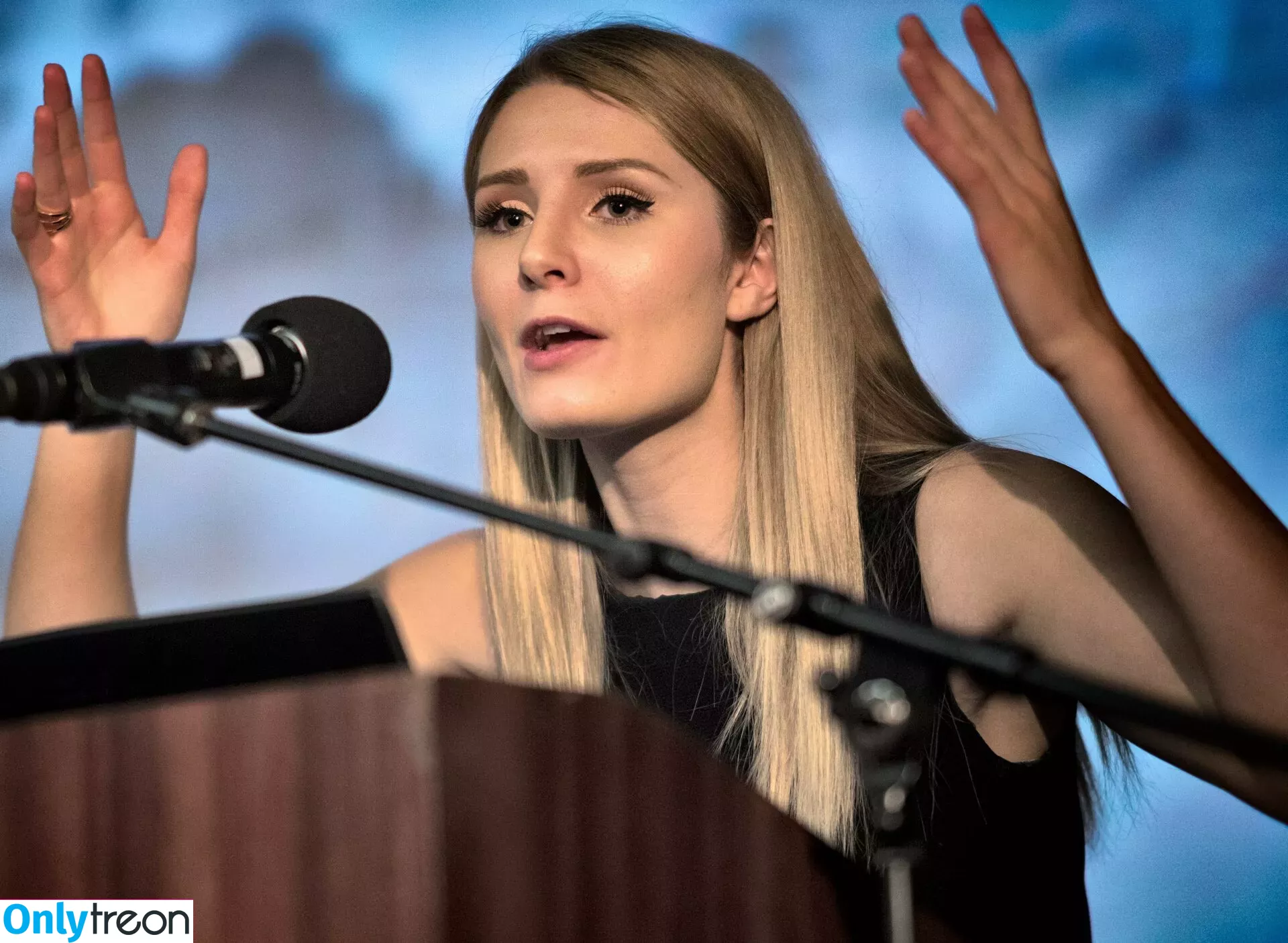 Lauren Southern голая photo #0152 (laurencheriie / laurenscandal)