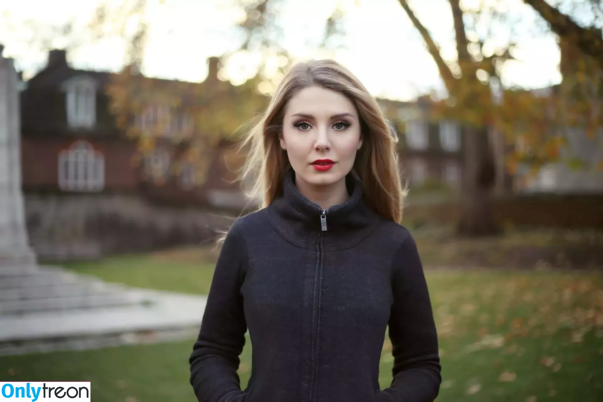 Lauren Southern голая photo #0154 (laurencheriie / laurenscandal)