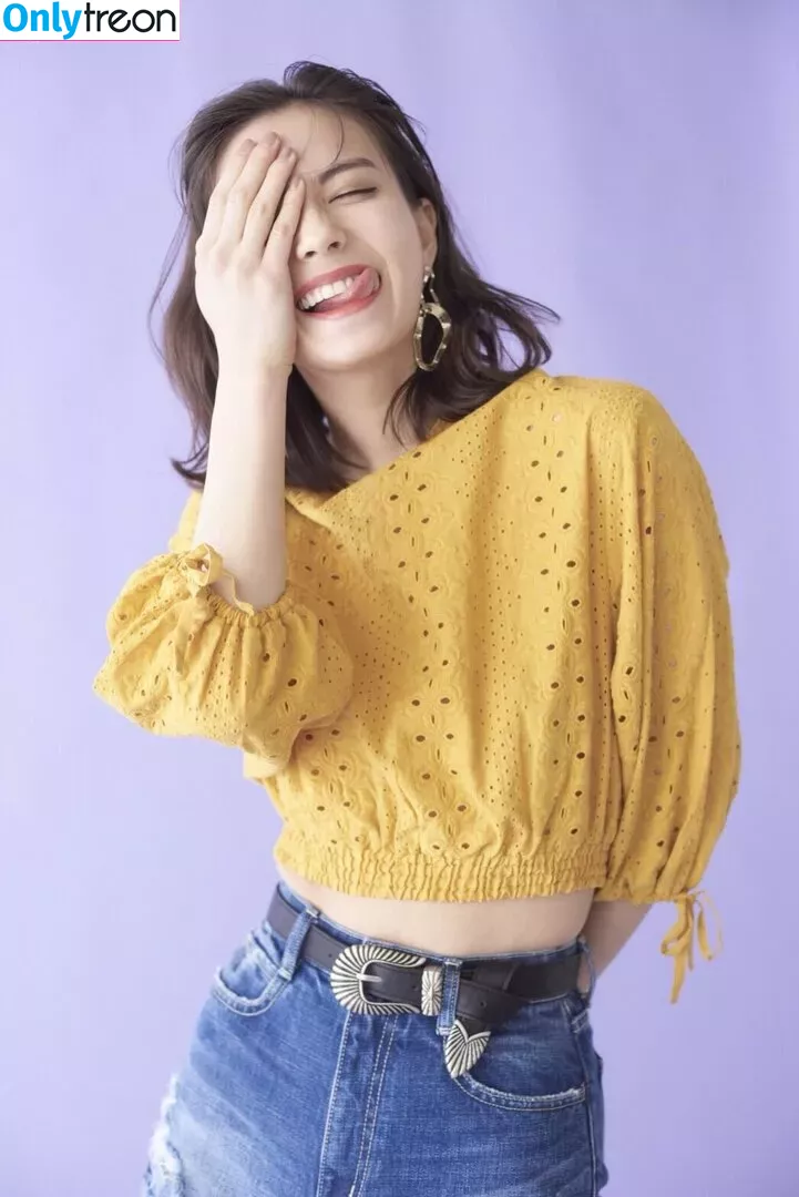 Lauren Tsai голая photo #0124 (laurentsai)