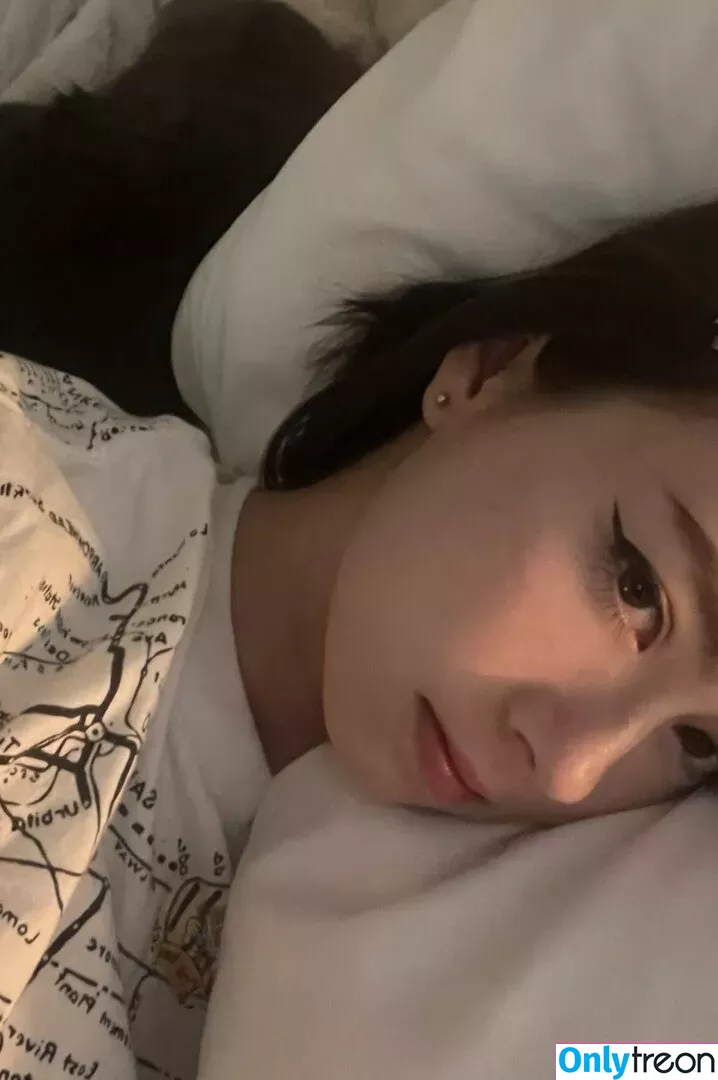Lauren Tsai голая photo #0144 (laurentsai)