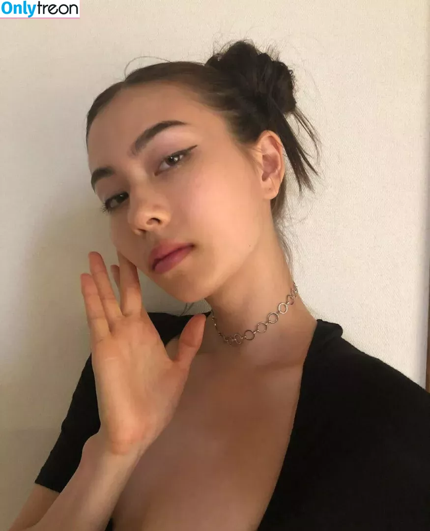 Lauren Tsai голая photo #0173 (laurentsai)