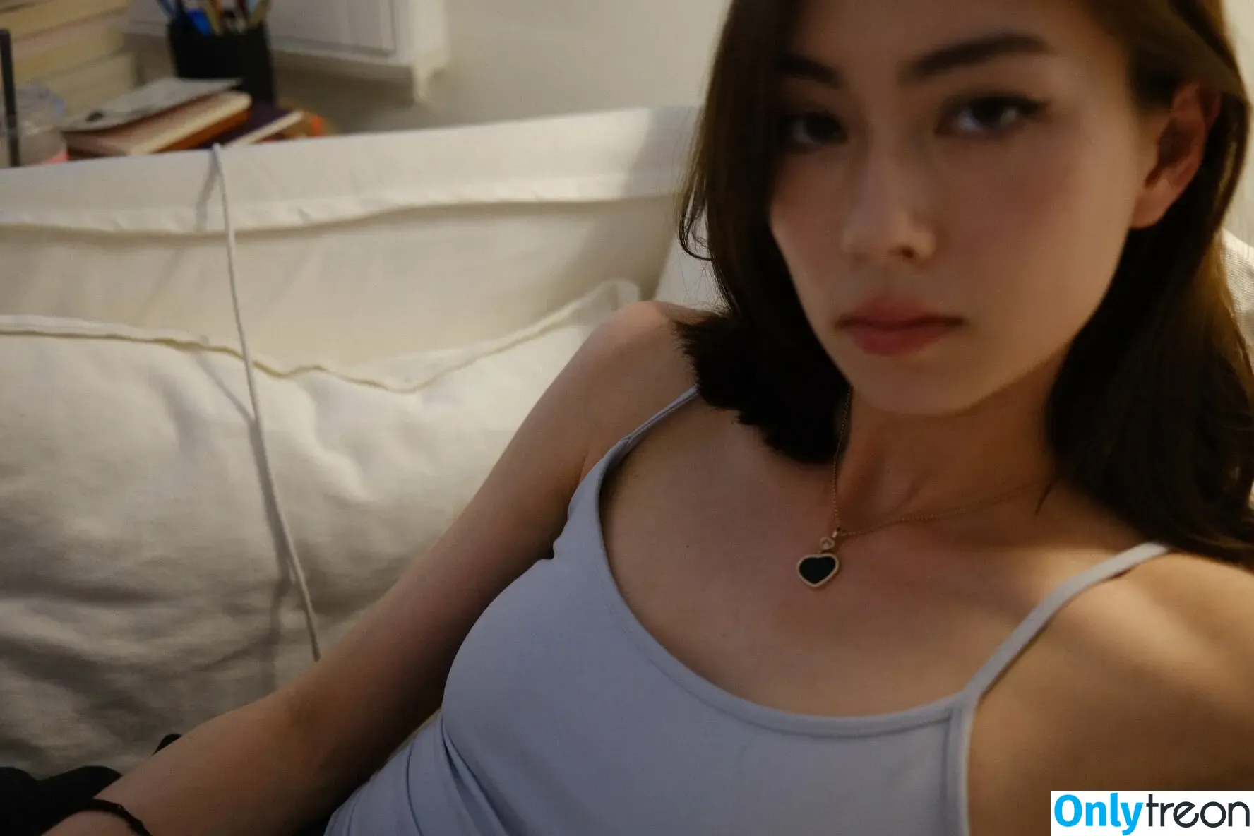 Lauren Tsai голая photo #0404 (laurentsai)