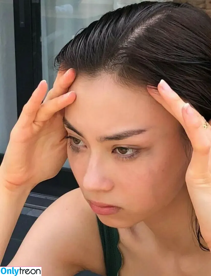 Lauren Tsai nude photo #0412 (laurentsai)