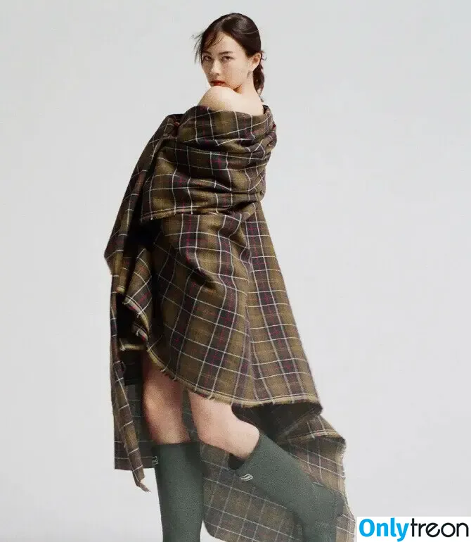 Lauren Tsai голая photo #0449 (laurentsai)