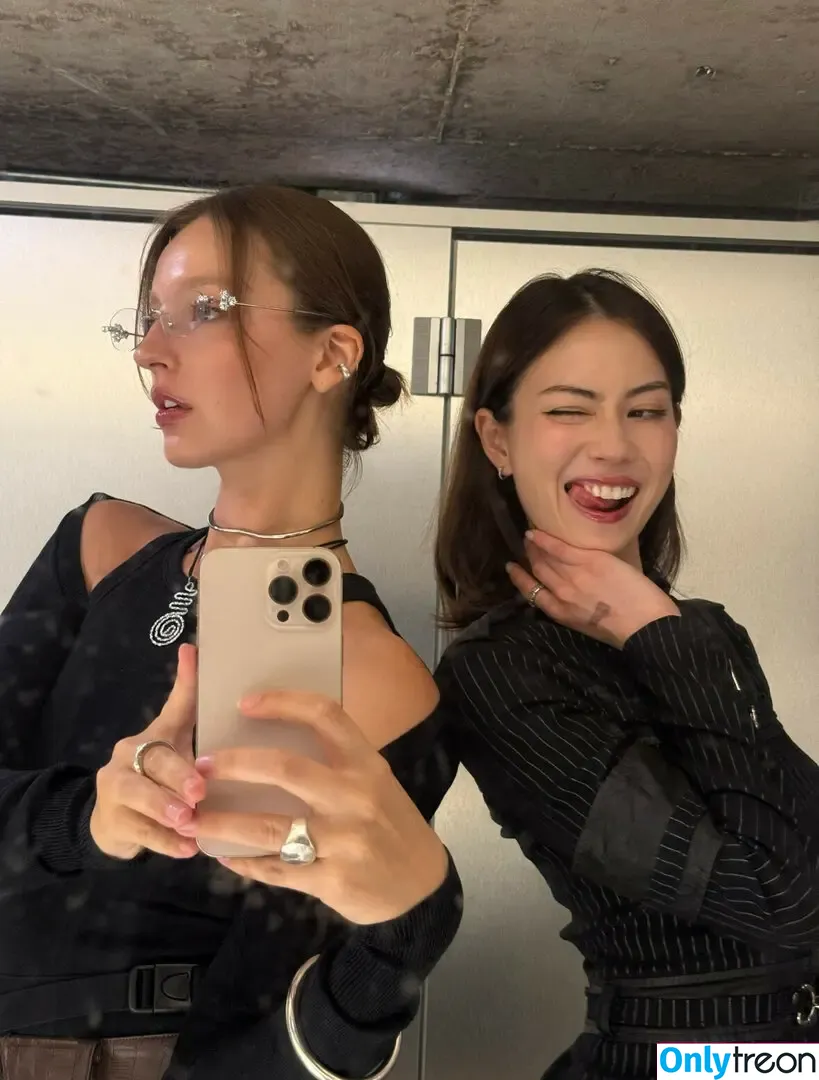 Lauren Tsai голая photo #0451 (laurentsai)