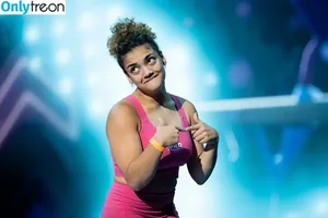 Laurie Hernandez / American gymnast / lauriehernandez фото голая #0058