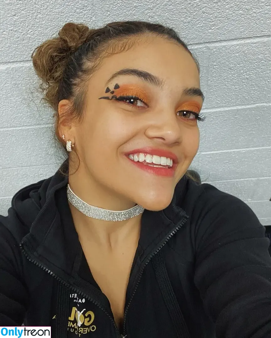 Laurie Hernandez nude photo #0065 (American gymnast / lauriehernandez)