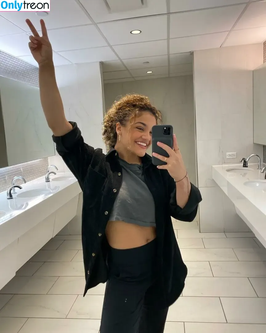 Laurie Hernandez голая photo #0109 (American gymnast / lauriehernandez)