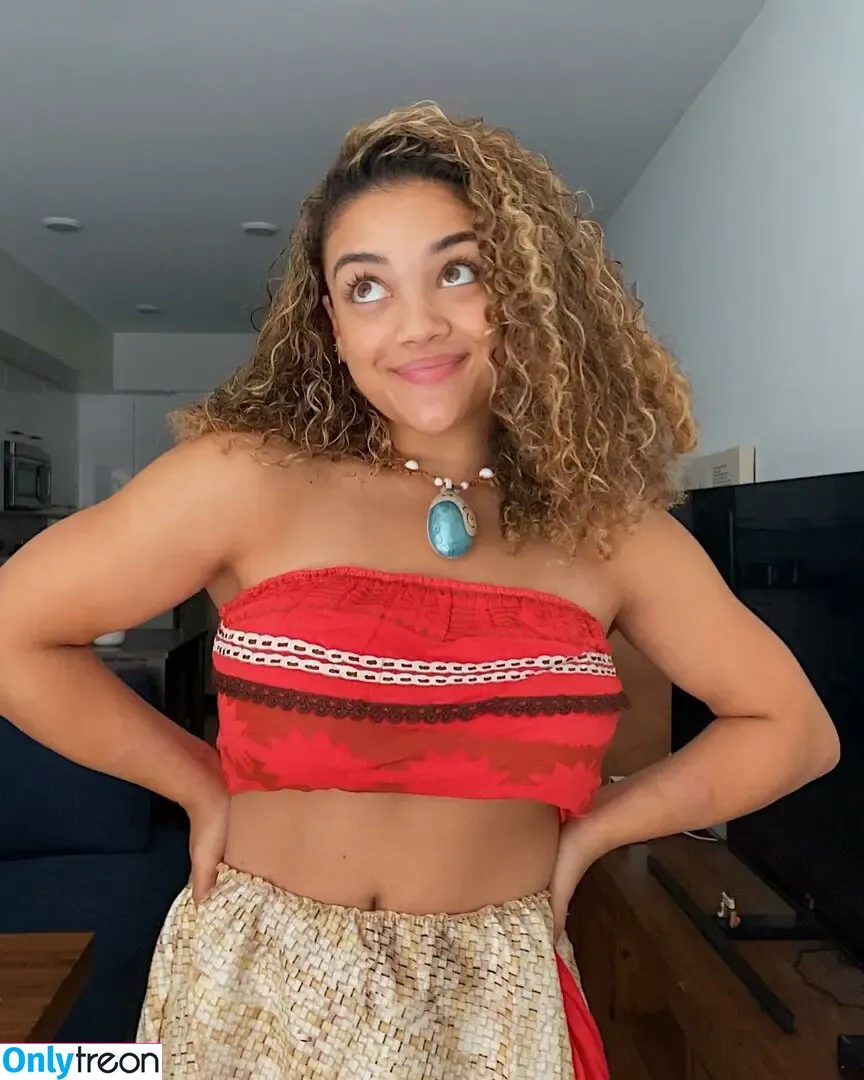 Laurie Hernandez nude photo #0127 (American gymnast / lauriehernandez)