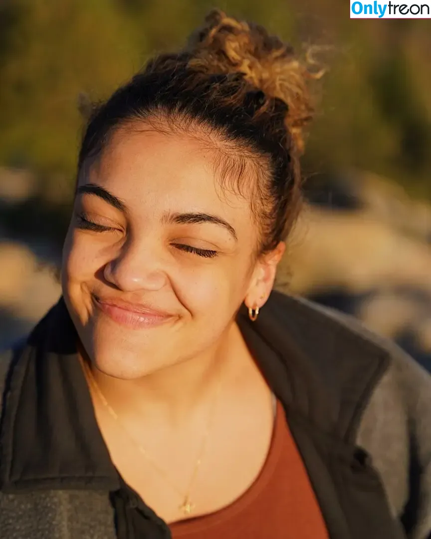 Laurie Hernandez nude photo #0143 (American gymnast / lauriehernandez)
