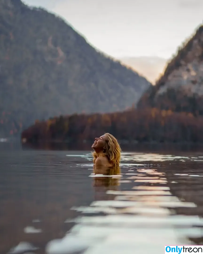 lautgedachtertagtraum nude photo #0104 (lautgedachtertagtraum)