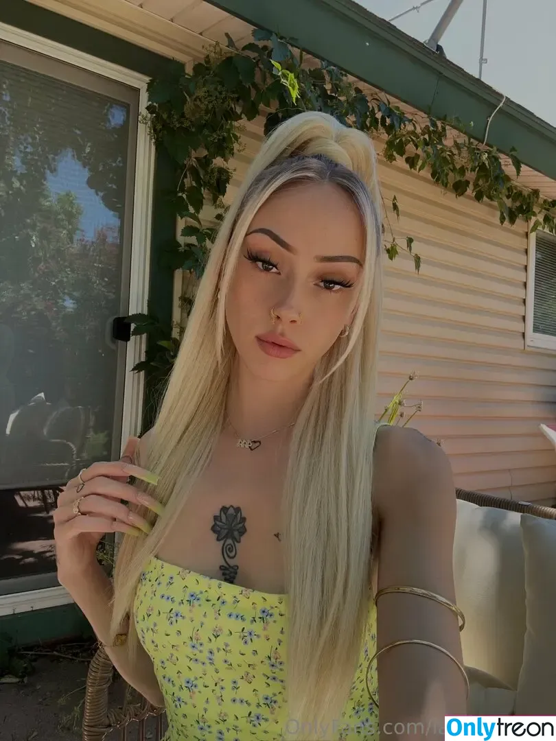 laveenalove nude photo #0020 (laveena.lovee)