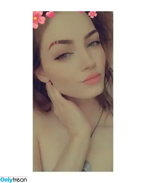  nude photo #0004