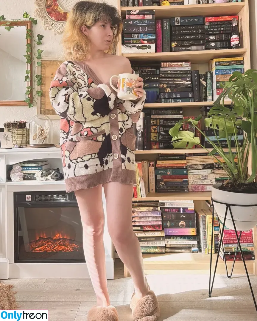 LavenderMilkCos голая photo #0022 (LavenderMilkCos)