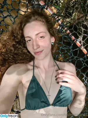 laviniatiburski / lavinia.tiburski nude photo #0008