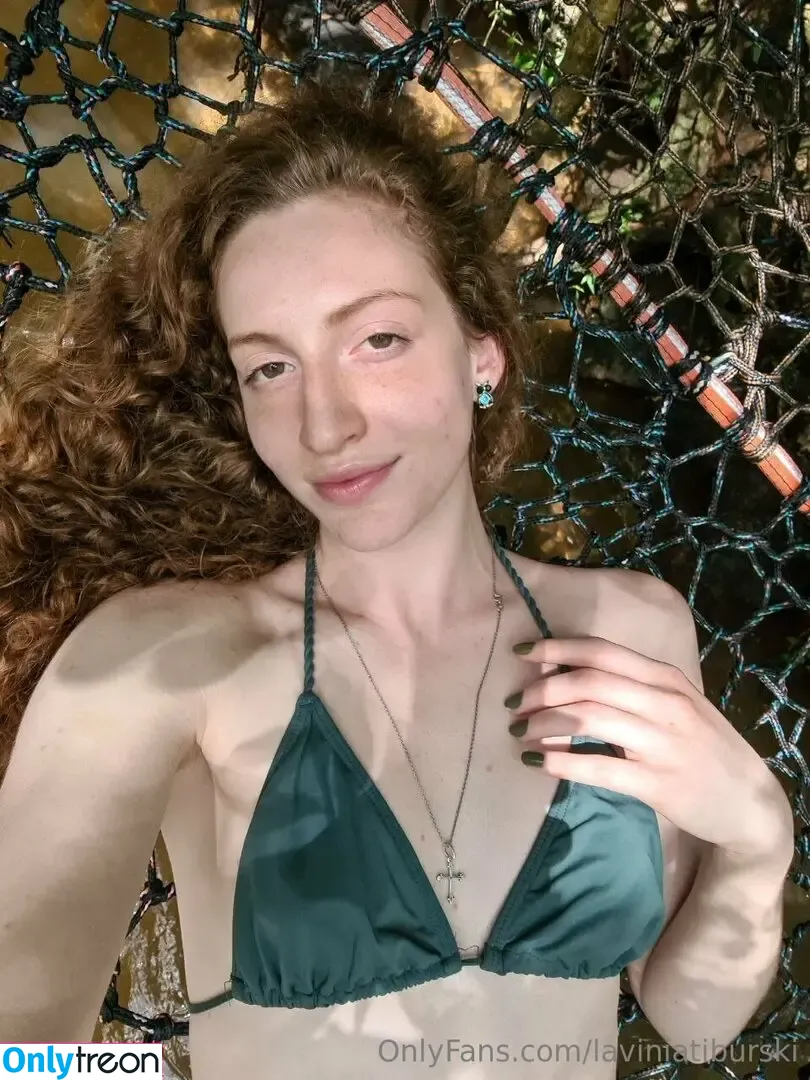 laviniatiburski nude photo #0008 (lavinia.tiburski)